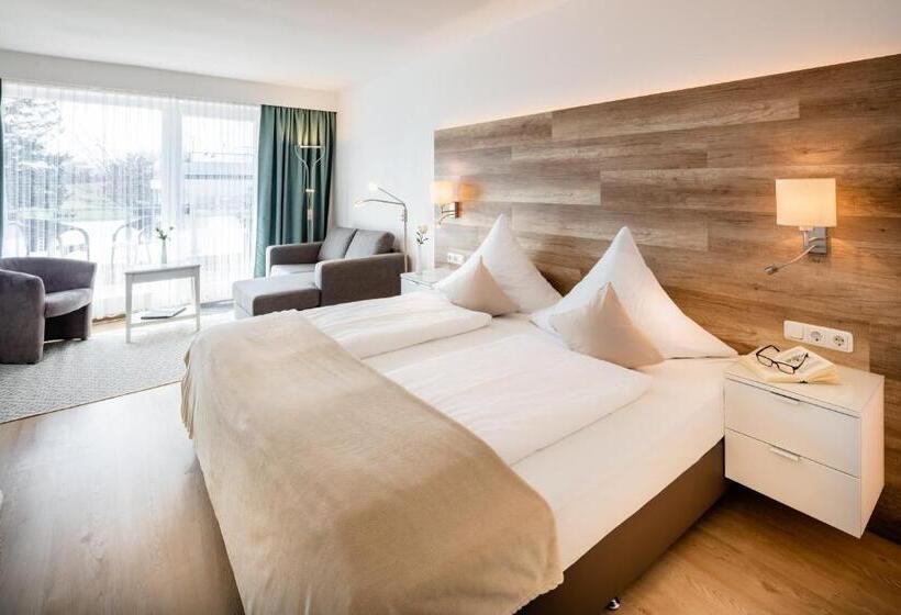 Апартаменты 1 Спальня, Hofhotel Krähenberg