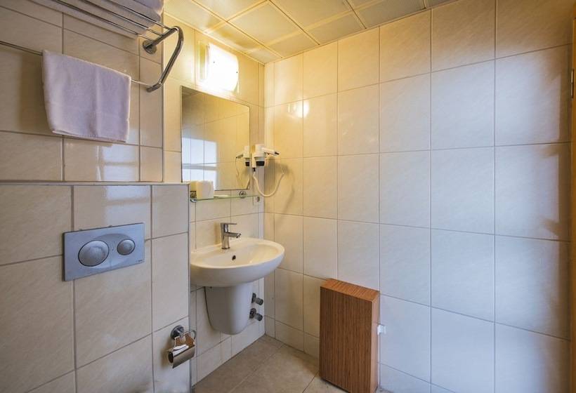 Camera Standard Individuale, Kozan City