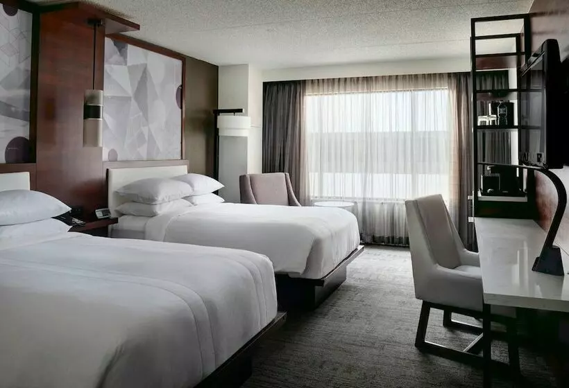２ダブルベッドのスタンダードルーム, Marriott East Lansing At University Place