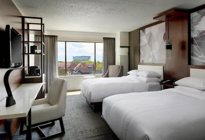 带2个双人床的标准工作室, Marriott East Lansing At University Place