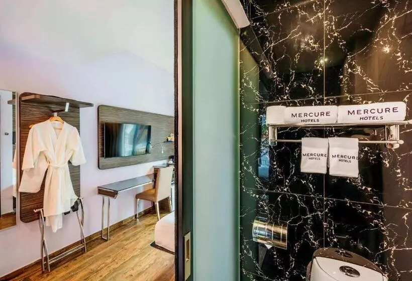 Prestige Room