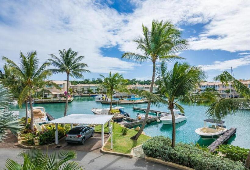 آپارتمان 3 خوابه, Port St. Charles