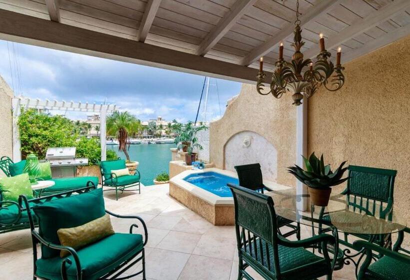 آپارتمان 3 خوابه, Port St. Charles