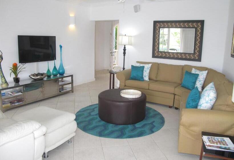 آپارتمان 3 خوابه, Port St. Charles