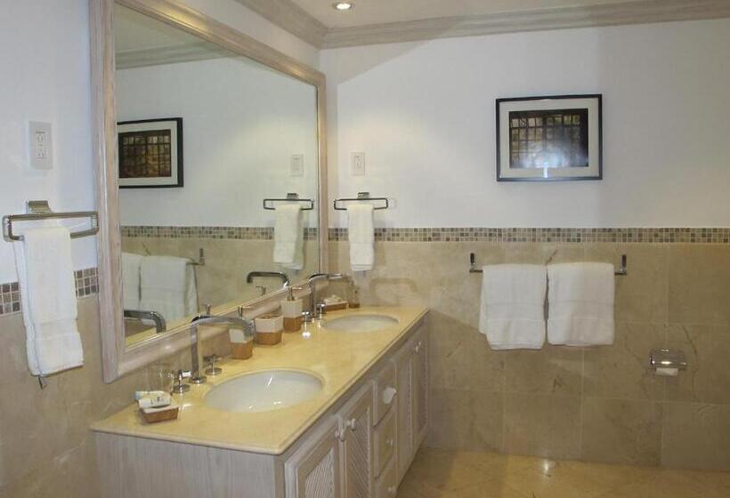 آپارتمان 3 خوابه, Port St. Charles