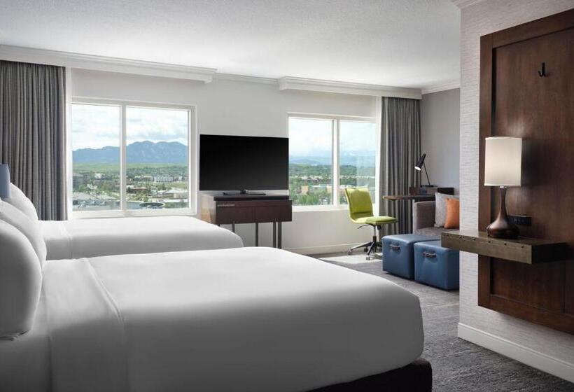 マウンテンビューのワンルーム, Renaissance Boulder Flatiron