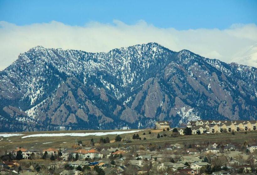 Президентский Люкс, Renaissance Boulder Flatiron