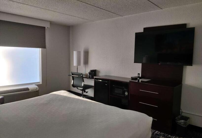 غرفة قياسية سرير كينج لذوى الإحتياجات الخاصة, Best Western Atlanta Cumberland Galleria