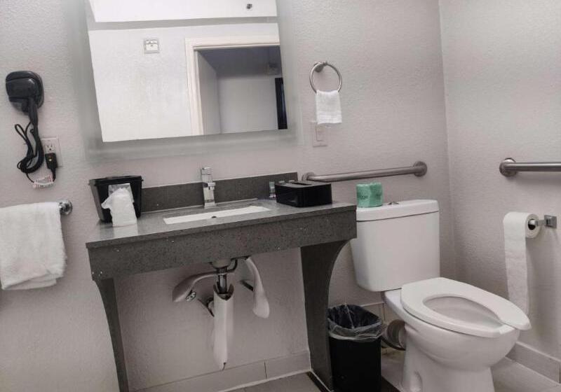 غرفة قياسية سرير كينج لذوى الإحتياجات الخاصة, Best Western Atlanta Cumberland Galleria