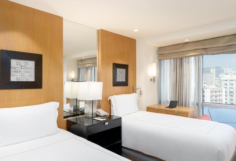آپارتمان 3 خوابه با چشم‌انداز دریا, Taj Wellington Mews
