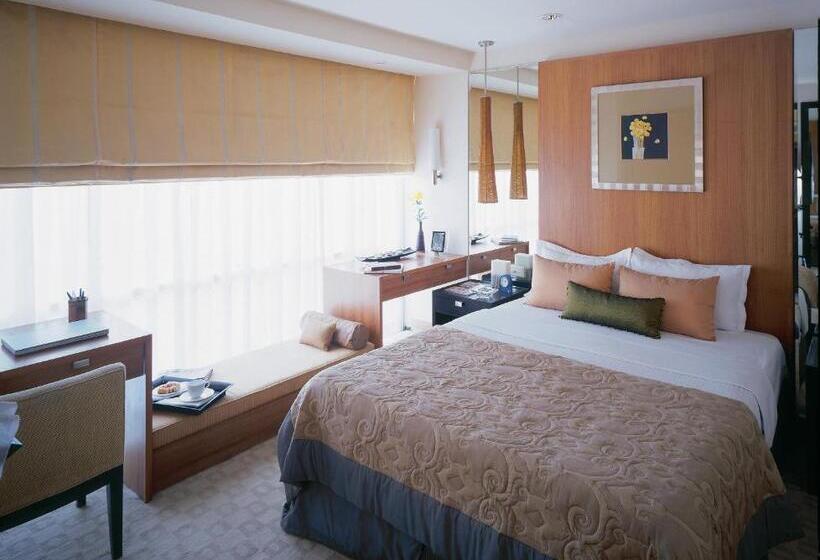 شقة غرفة واحدة, Taj Wellington Mews