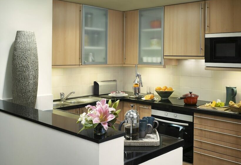 شقة بغرفتي نوم, Taj Wellington Mews