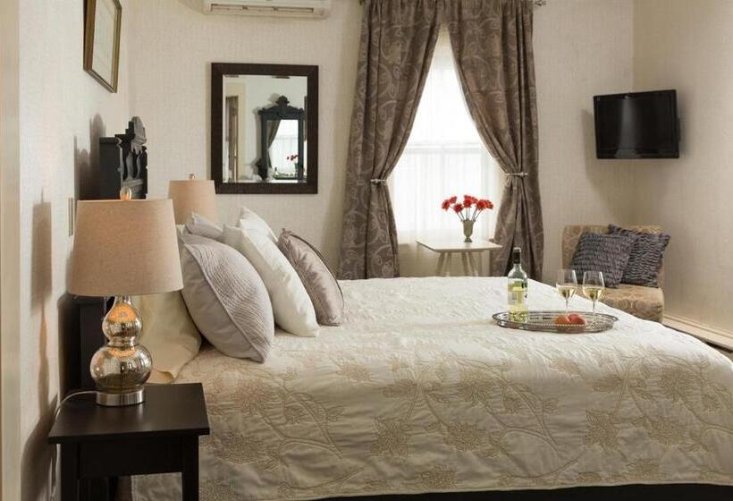 اتاق استاندارد با تخت بزرگ, The Carroll Villa