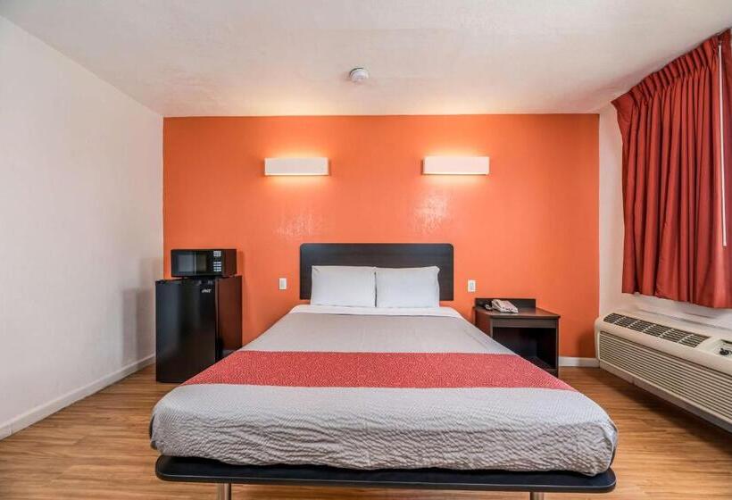 장애인을 위한 스탠다드 룸, Motel 6 Westley, Ca