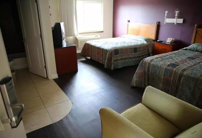デラックスルーム, Chateau Inn & Suites
