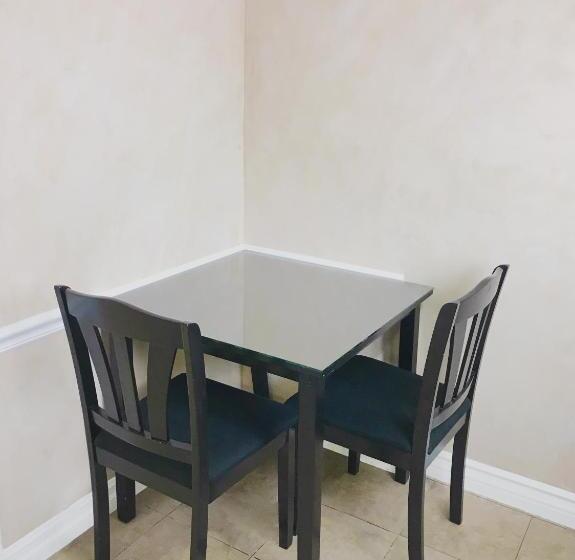 자쿠지 스위트, Nite Inn At Universal City Walking Distance To Universal Studios Hollywood