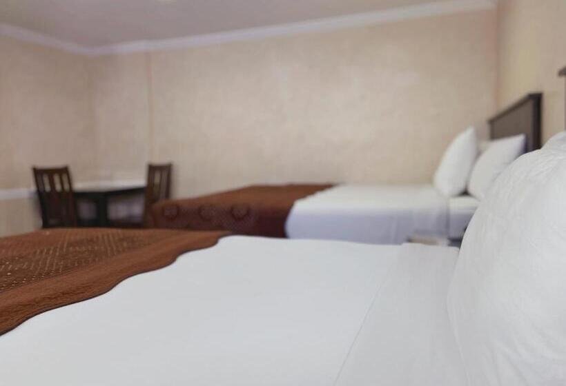 Люкс с гидромассажем, Nite Inn At Universal City   Walking Distance To Universal Studios Hollywood