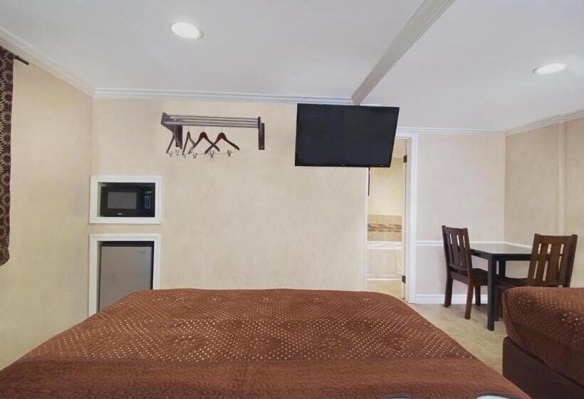 자쿠지 스위트, Nite Inn At Universal City Walking Distance To Universal Studios Hollywood