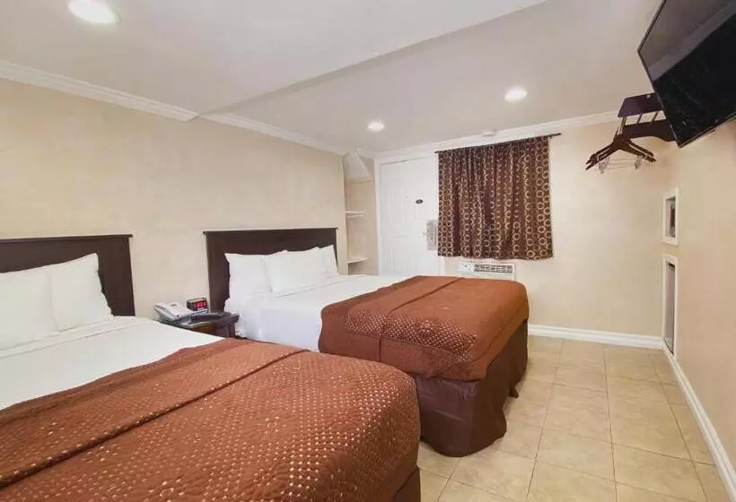 Sviitti Poreallas, Nite Inn At Universal City   Walking Distance To Universal Studios Hollywood