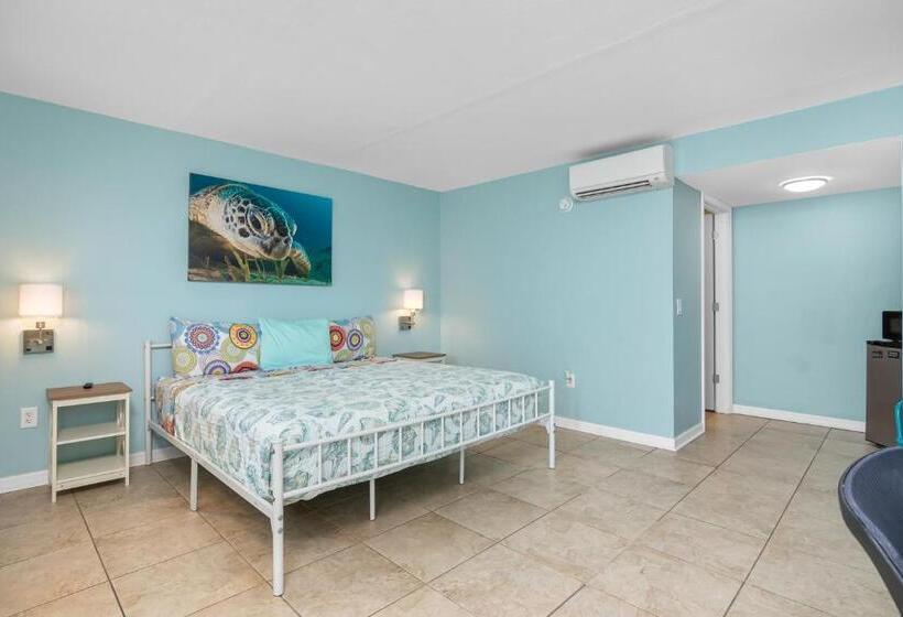 غرفة قياسية سرير كينج, Latitude 26 Waterfront Resort And Marina