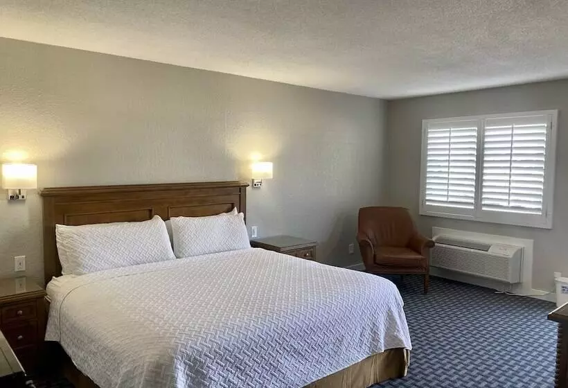 Deluxe Rum, Welcome Inn