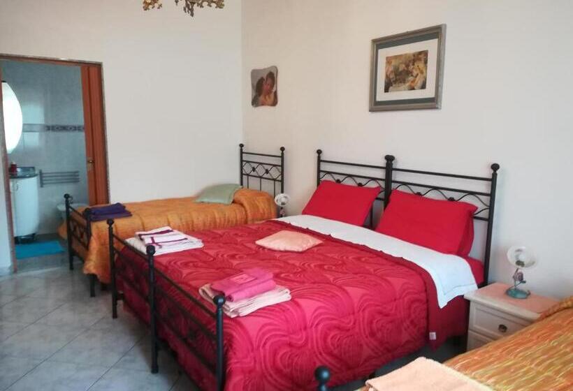 חדר סטנדרט לארבעה, B&b Villa Paradiso