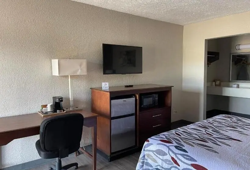 キングサイズベッドのスーペリアルーム, Red Roof Inn Lagrange