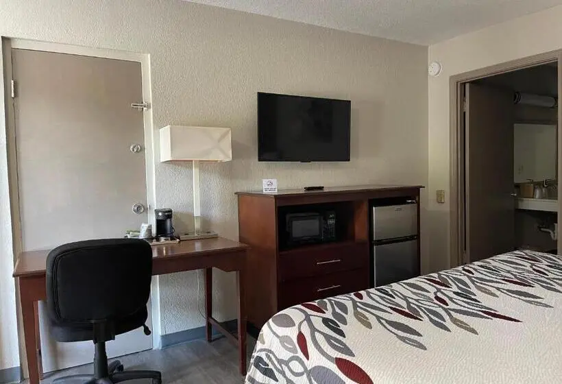 障害者適応デラックスルーム, Red Roof Inn Lagrange