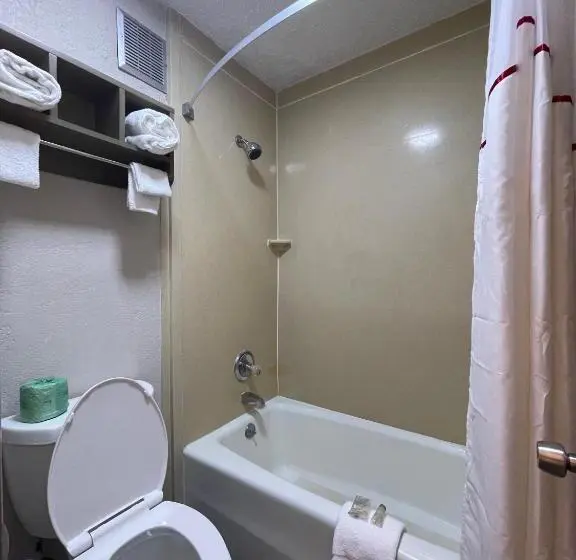 デラックスルーム, Red Roof Inn Lagrange