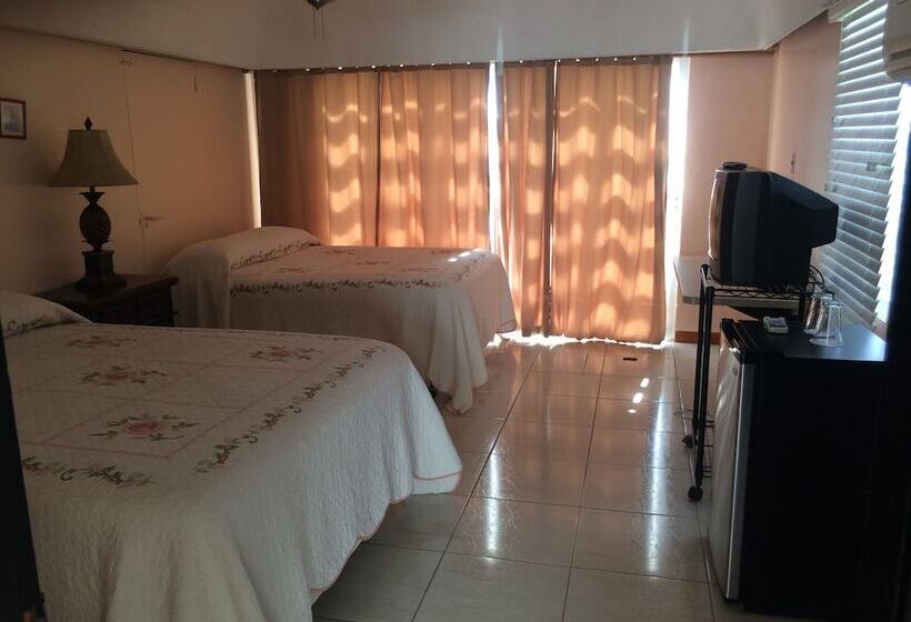 اتاق استاندارد با 2 تخت دوبل, Fort Burt