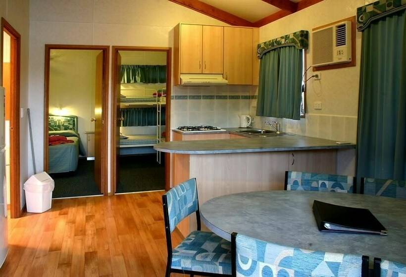 침실 2개 스위트, Capital Country Holiday Park