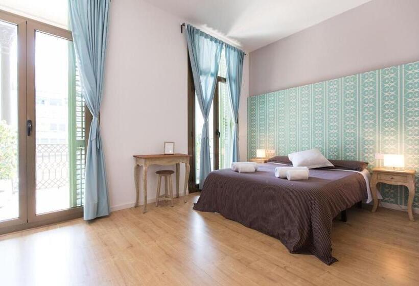 اتاق سوپریور خانوادگی, Violeta Boutique