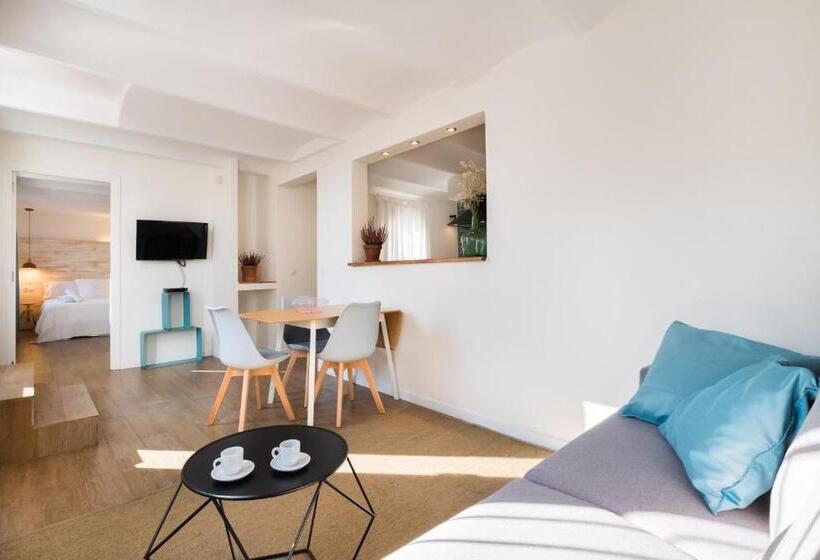 1 Bedroom Penthouse Apartment, Violeta Boutique