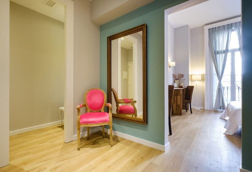 اتاق سوپریور, Violeta Boutique