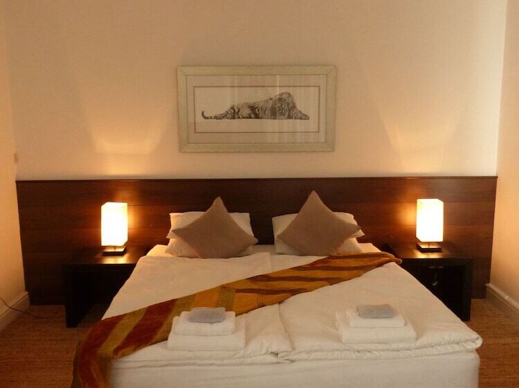 ジュニアスイート, Allstar Villa