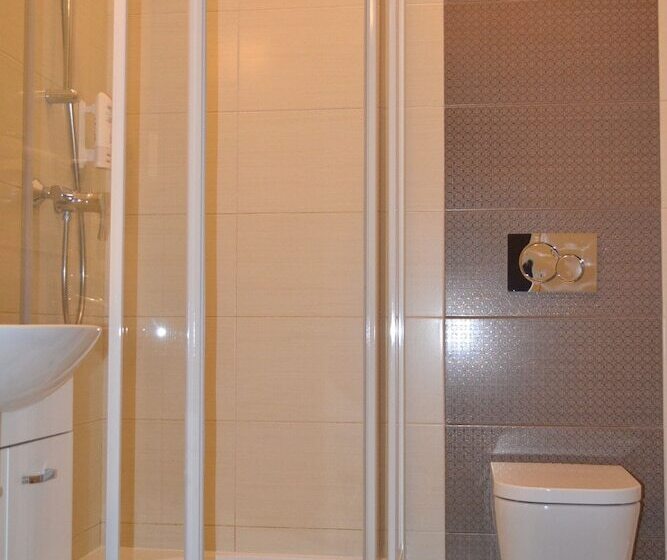 Четырехместный Номер Стандарт, Aparthotel Basztowa