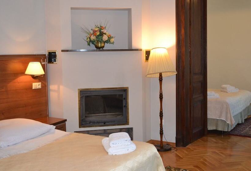 スタンダード４人部屋, Aparthotel Basztowa