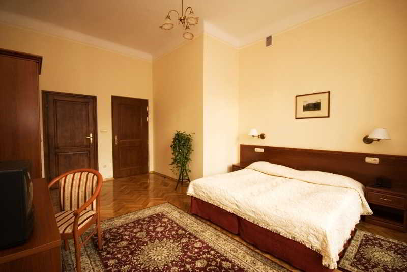 Номер Стандарт, Aparthotel Basztowa
