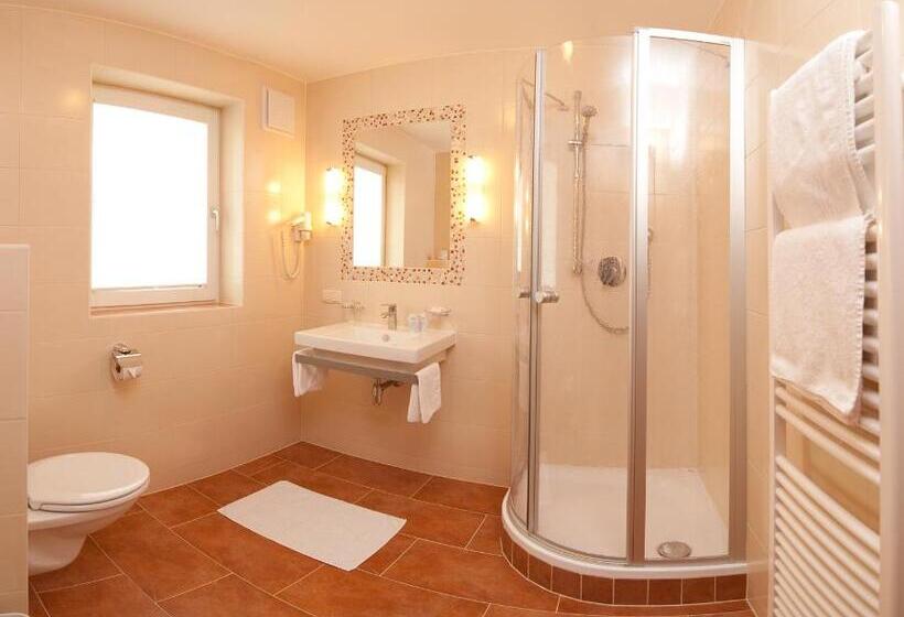 اتاق لوکس با بالکن, Frühstückshotel Birkenhof