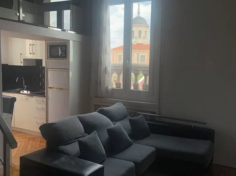 Penthouse Room