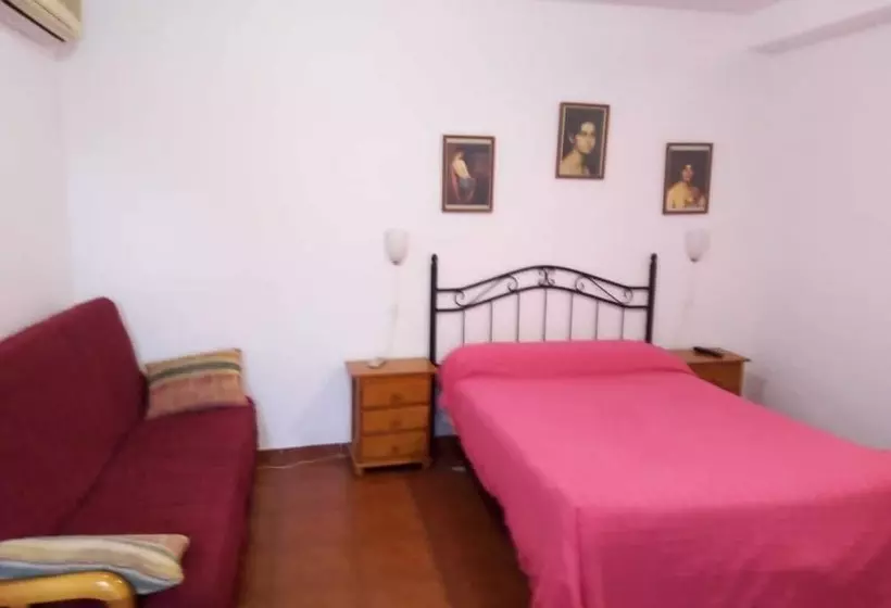 اتاق استاندارد, Hostal Alcázar
