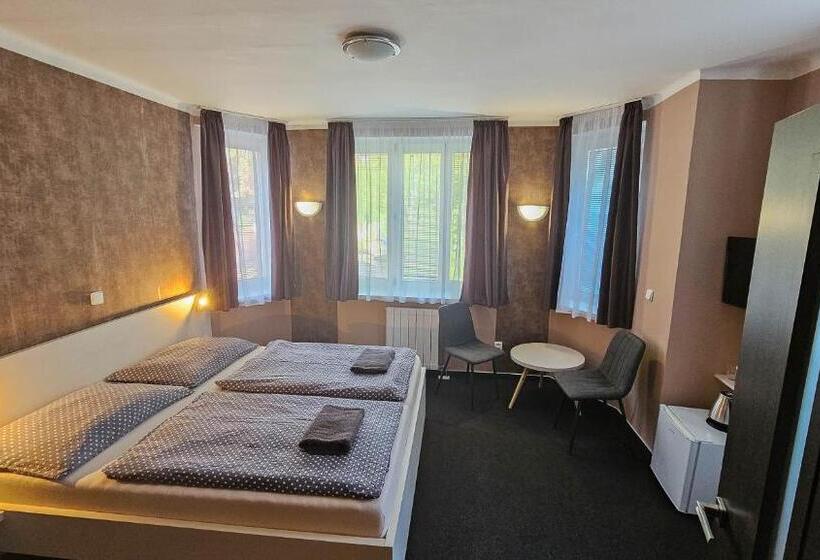 스탠다드 룸, Almond