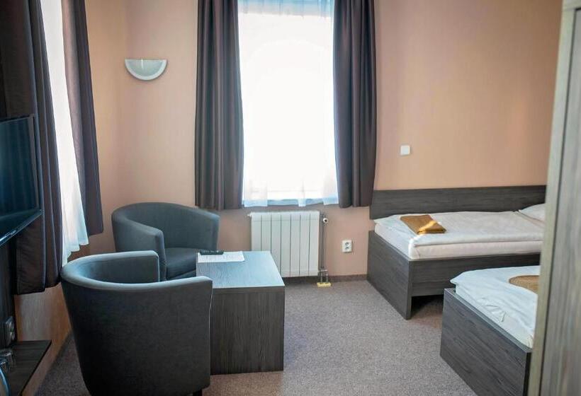 Номер Стандарт, Almond