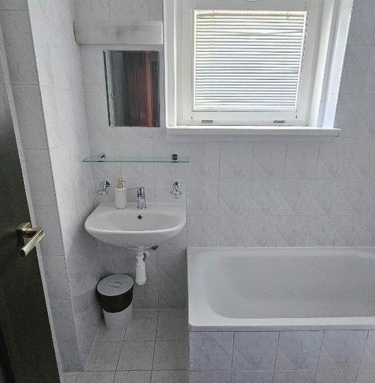 스탠다드 룸, Almond