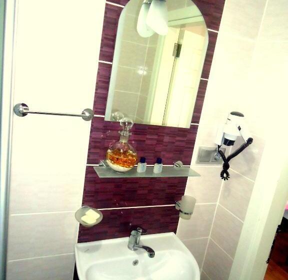 エコノミールーム, Antik Ipek