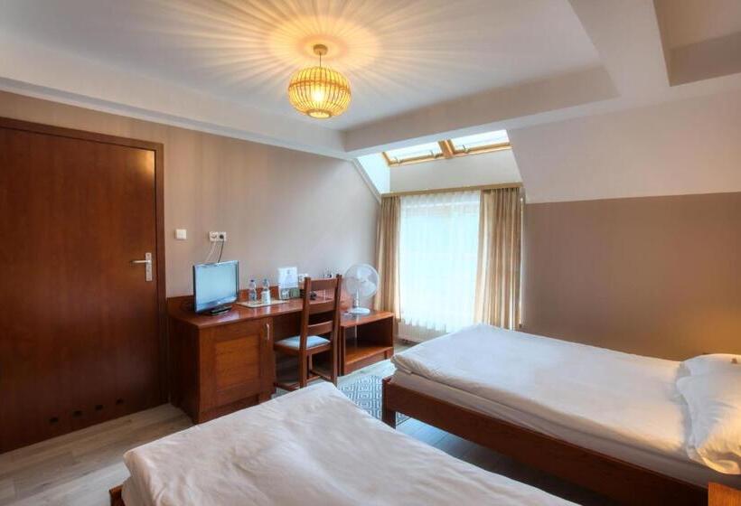 חדר סטנדרט, Dom Oliwski