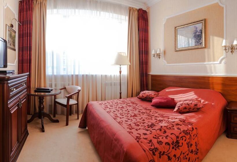 غرفة قياسية, Gostiny Dom