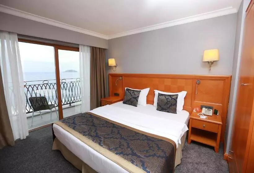 اتاق لوکس با چشمانداز دریا, La Quinta By Wyndham Giresun