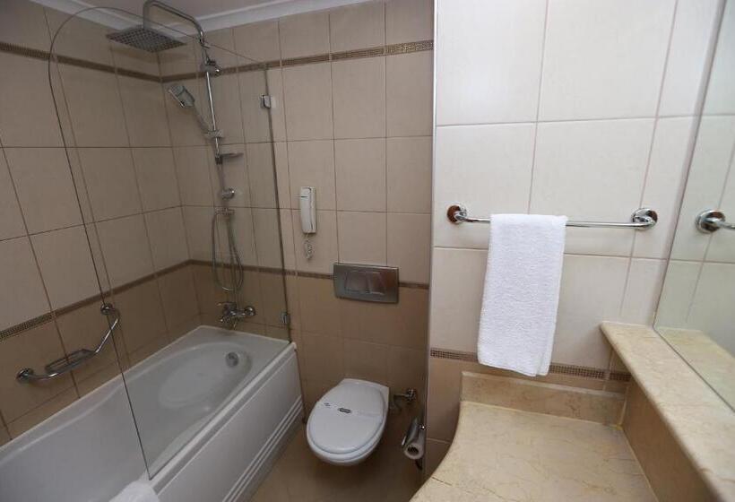 غرفة قياسية مطلّة علي البحر, La Quinta By Wyndham Giresun