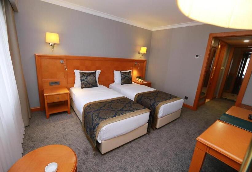 غرفة قياسية مطلّة علي البحر, La Quinta By Wyndham Giresun